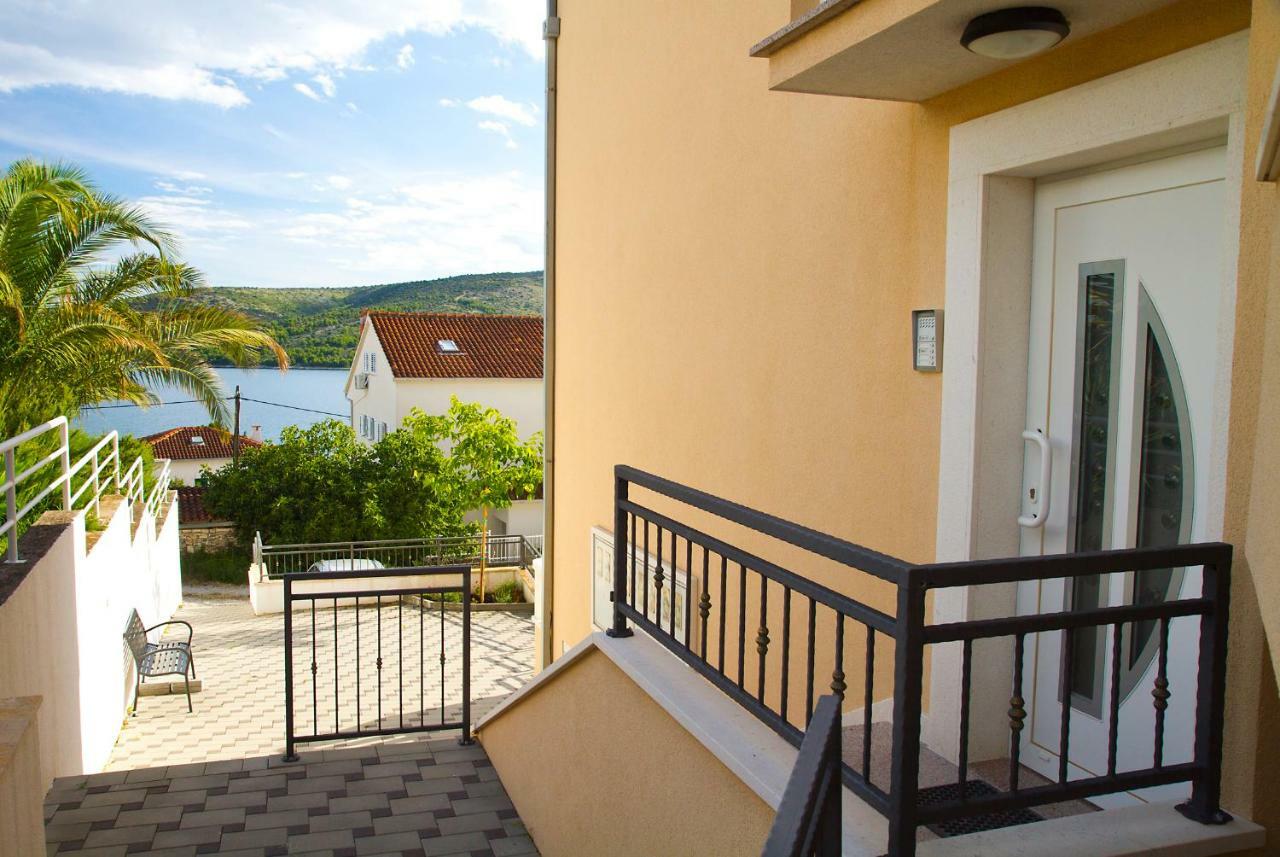 Apartment Punta Сегет-Враница Экстерьер фото